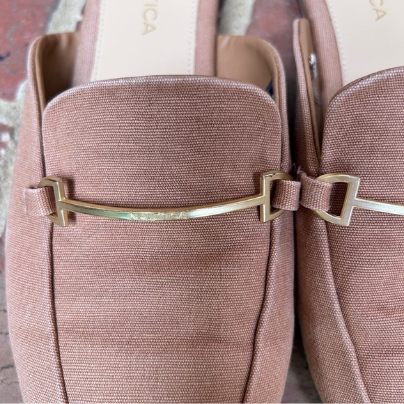 NAUTICA women’s Slides Size 8.5 Mules Tan comfortable casual easy slip on - Picture 2 of 8